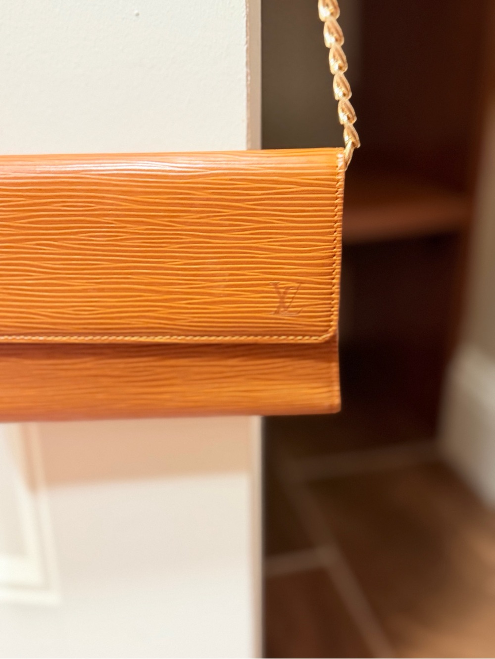 Louis Vuitton Orange Sarah Long WOC Epi Leather Gold Chain Clutch Trifold EUC